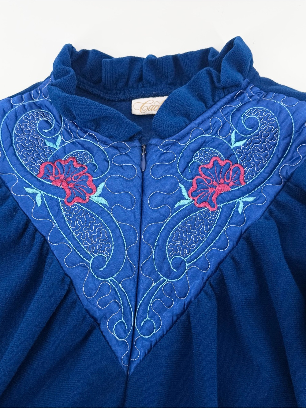 Vintage M L Cachet Royal Blue Fleece Zipper Robe Embroidered Floral Maxi Grandma - Picture 4 of 8
